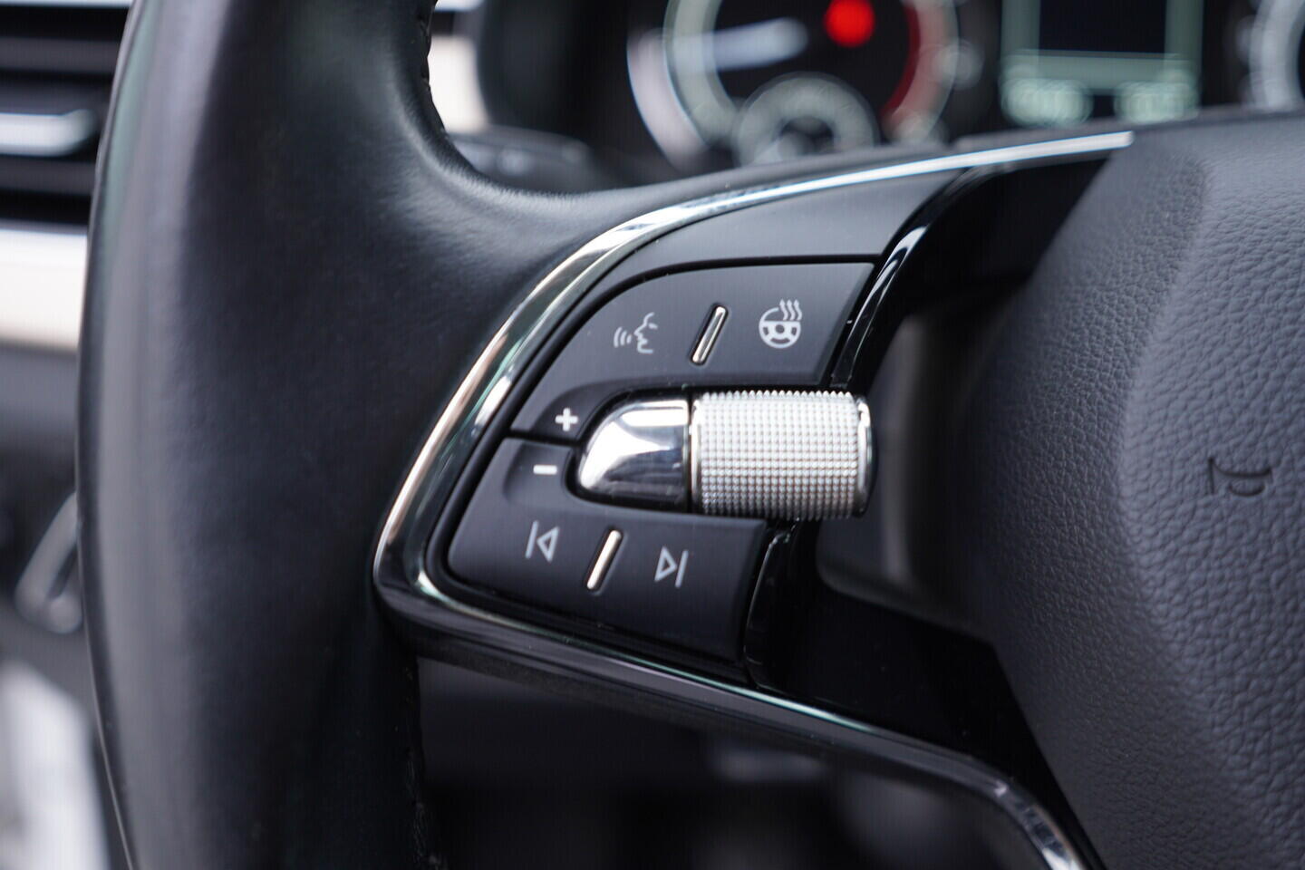 OV190V11007_25.webp_SCALA Style 1.5 TSI 110 kW manuál, DPH