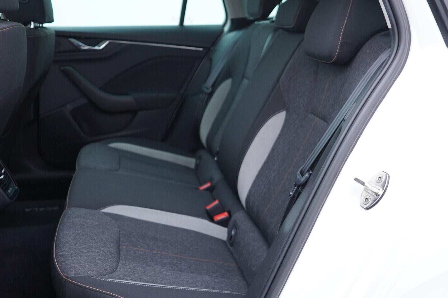 OV190V11007_36.webp_SCALA Style 1.5 TSI 110 kW manuál, DPH