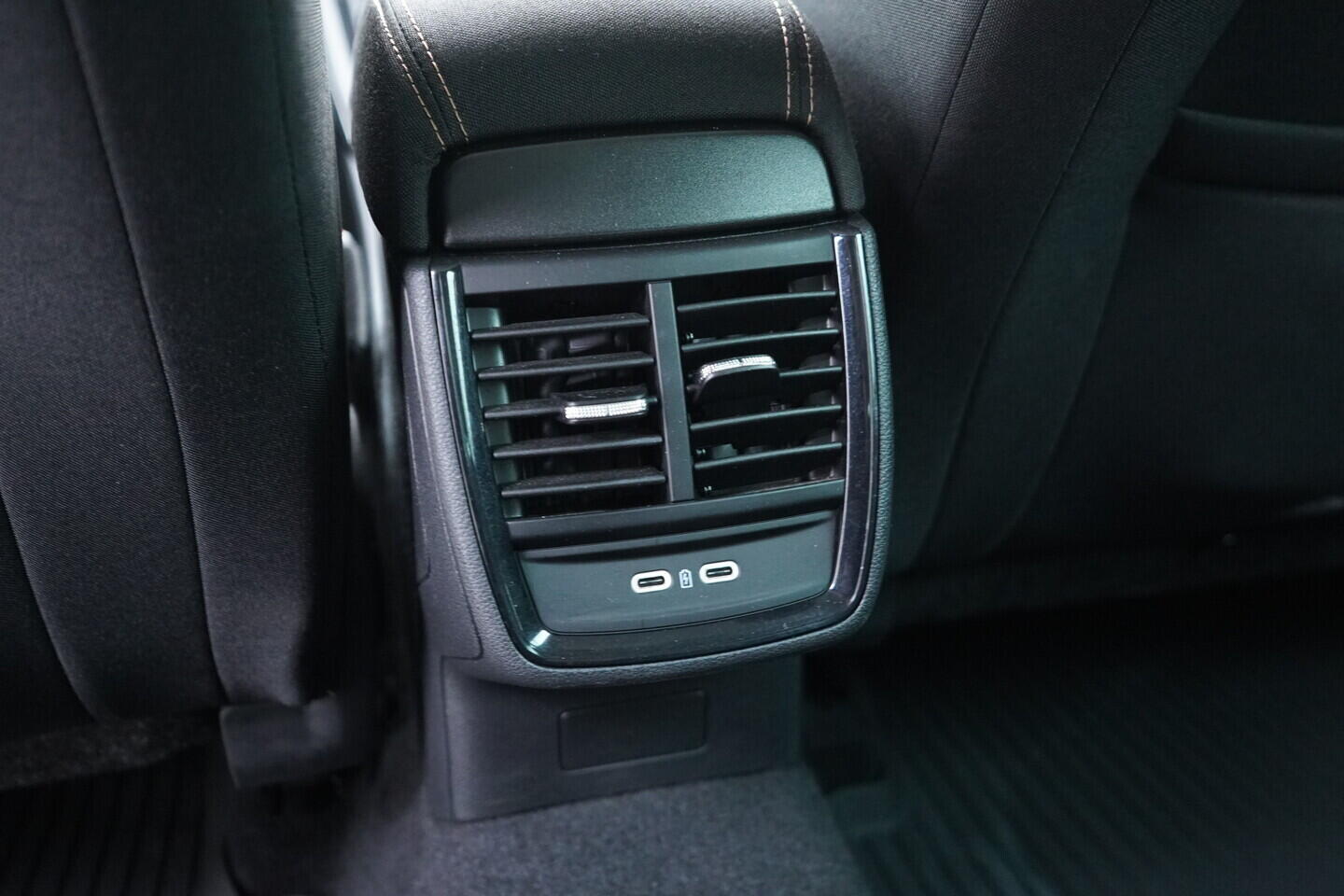 OV190V11007_37.webp_SCALA Style 1.5 TSI 110 kW manuál, DPH