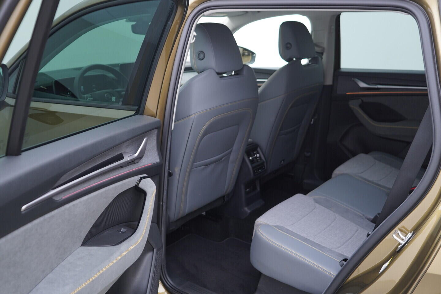 OV190V11009_37.webp_KODIAQ Selection 2.0 TDI 110 kW automat, DPH