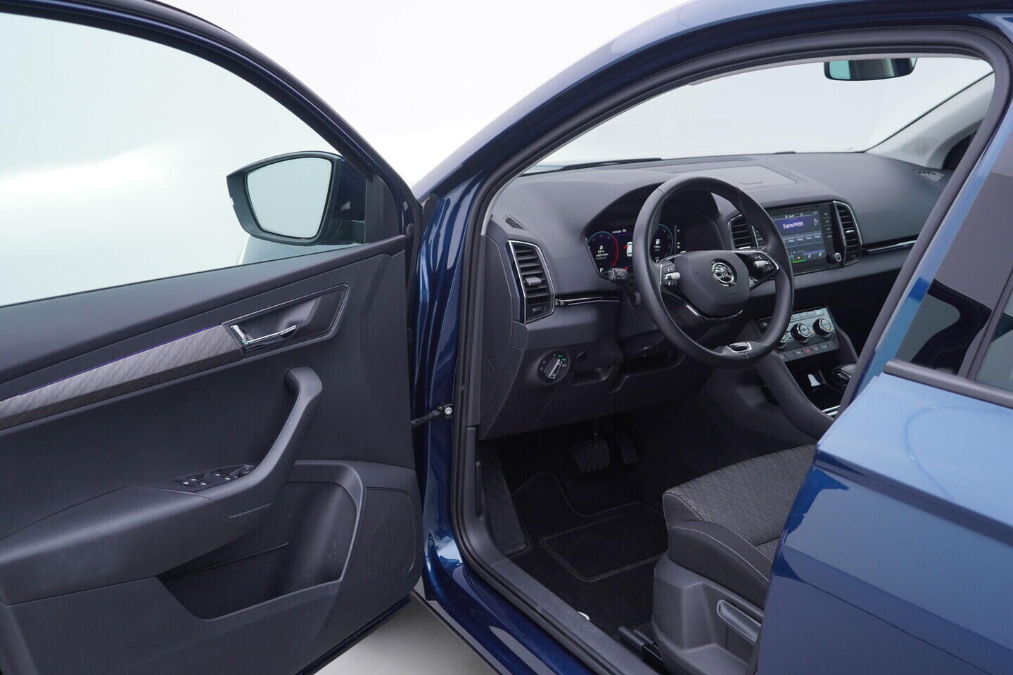 OV190V11012_18.webp_KAROQ Style 2.0 TDI 110 kW automat, DPH