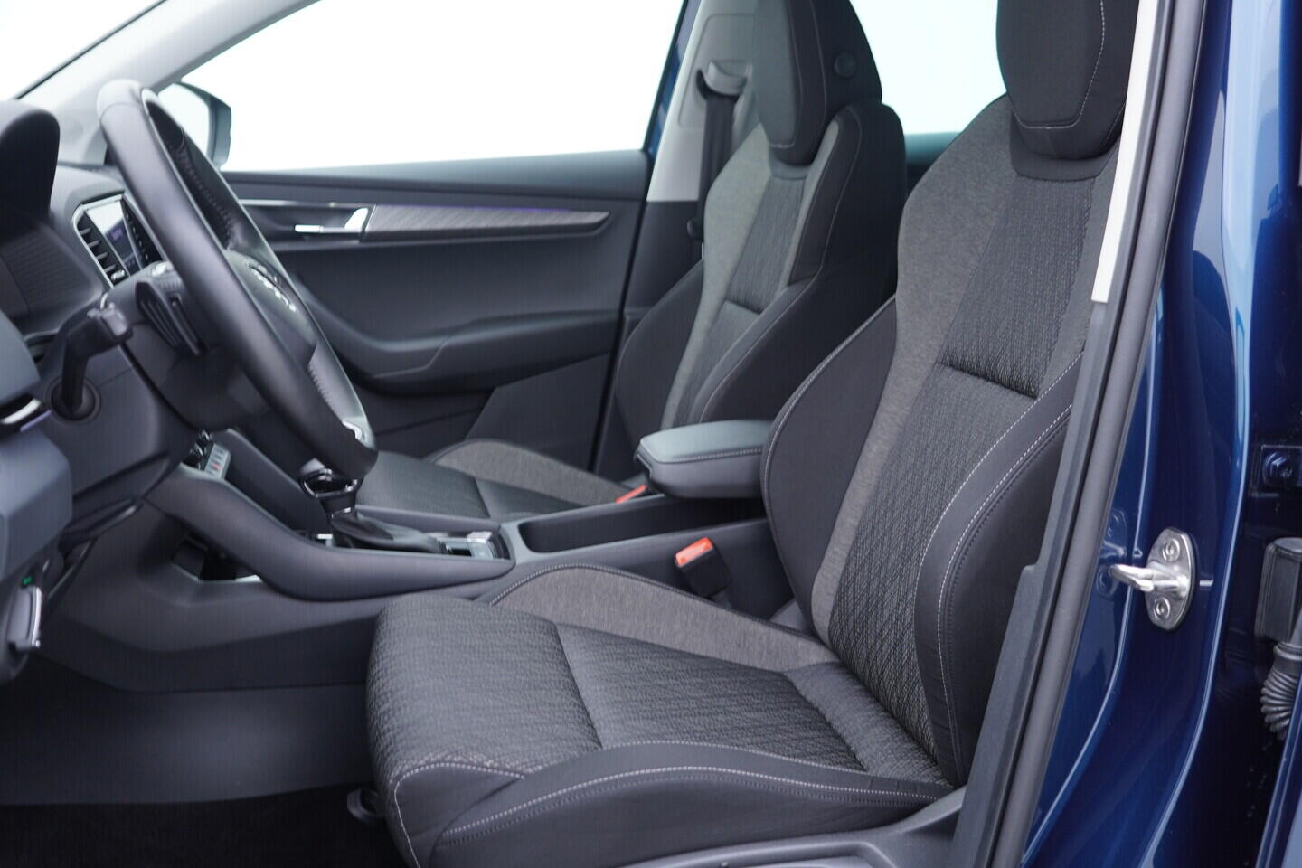 OV190V11012_22.webp_KAROQ Style 2.0 TDI 110 kW automat, DPH