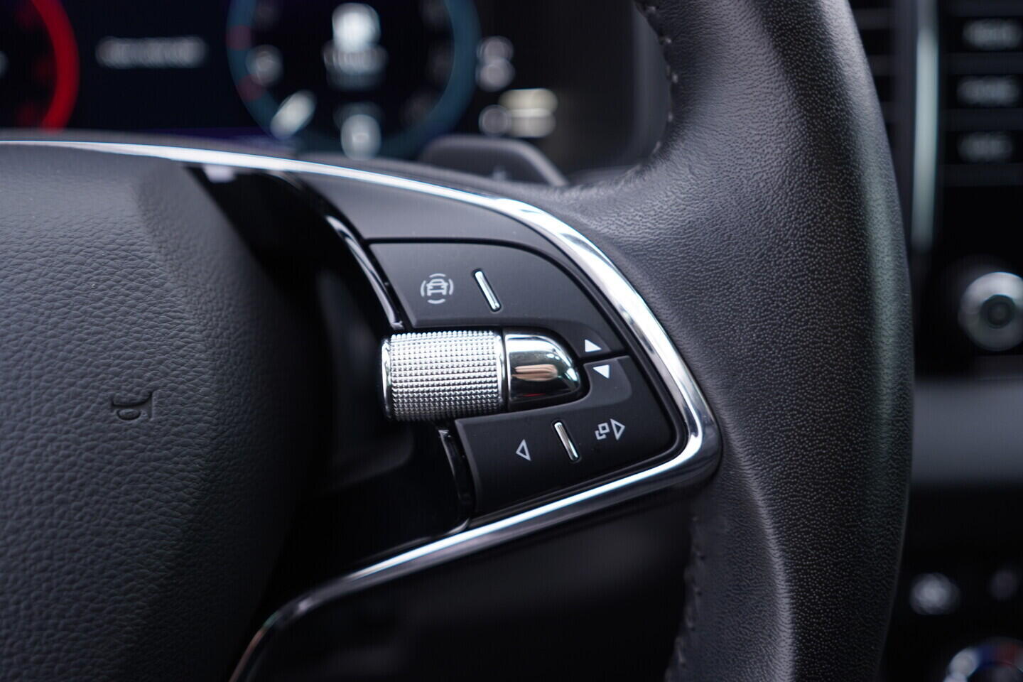 OV190V11012_26.webp_KAROQ Style 2.0 TDI 110 kW automat, DPH