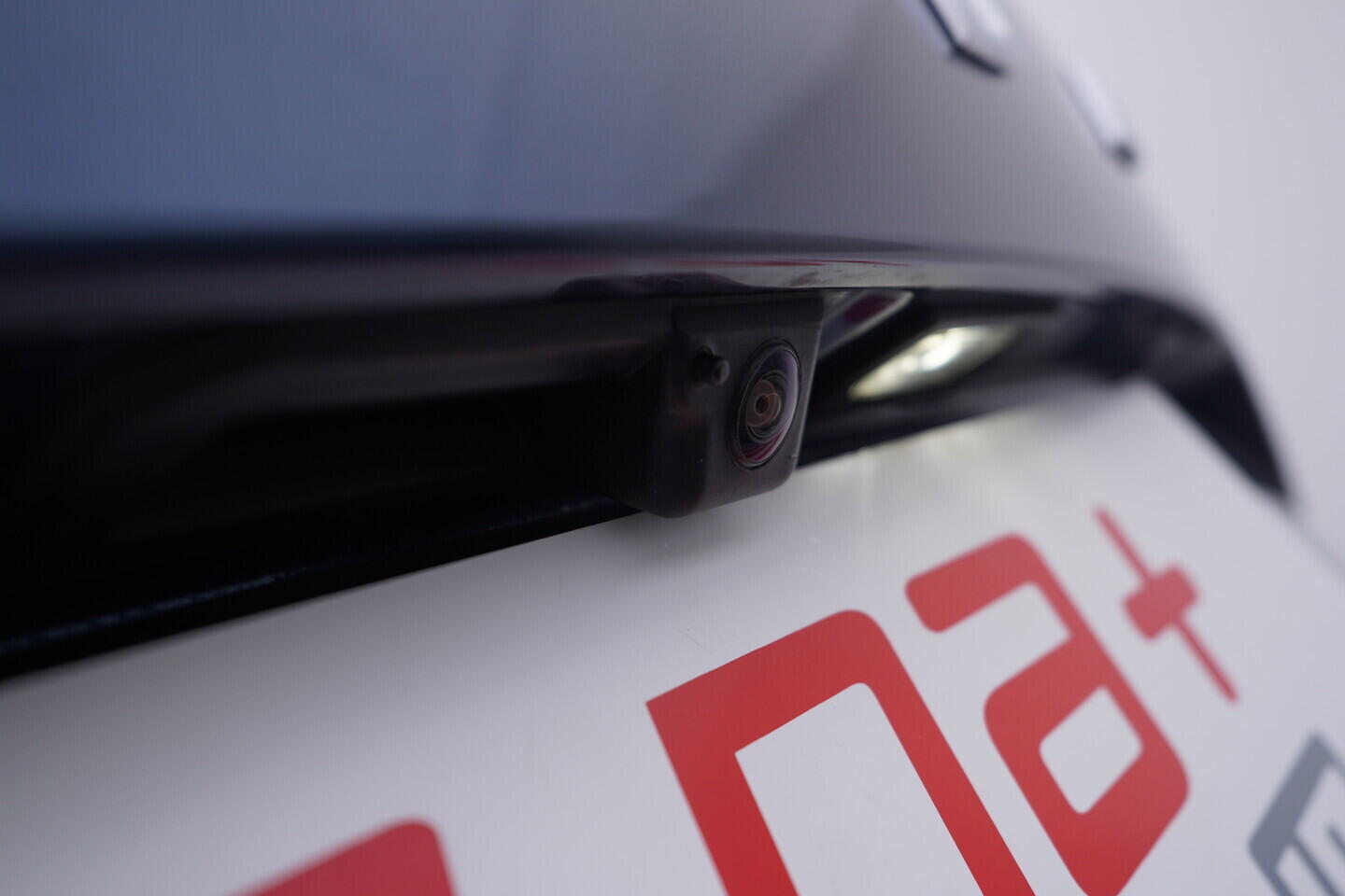 OV190V11012_43.webp_KAROQ Style 2.0 TDI 110 kW automat, DPH