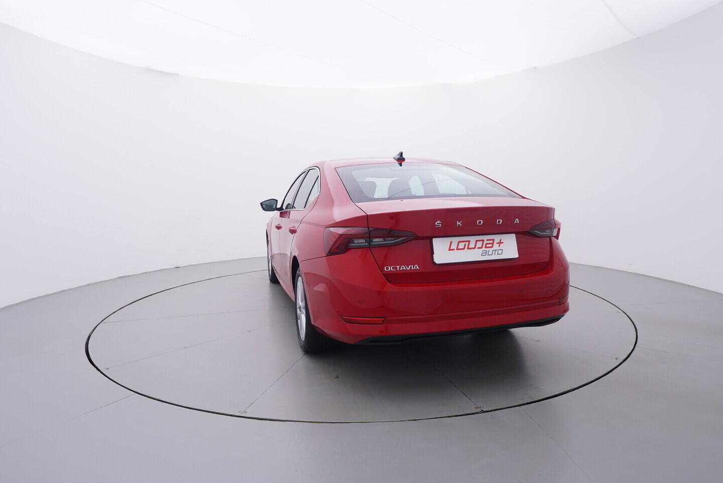 OV190V11013_13.webp_OCTAVIA Style 2.0 TDI 110 kW automat, DPH