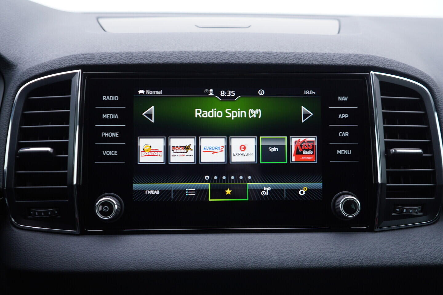 OV190V11014_29.webp_KAROQ Style 2.0 TDI 110 kW automat, DPH