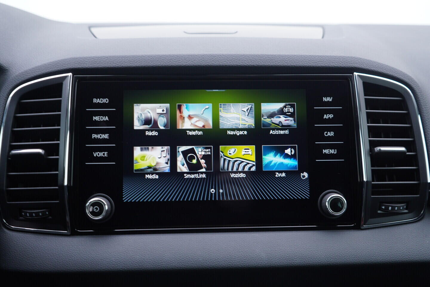 OV190V11014_32.webp_KAROQ Style 2.0 TDI 110 kW automat, DPH