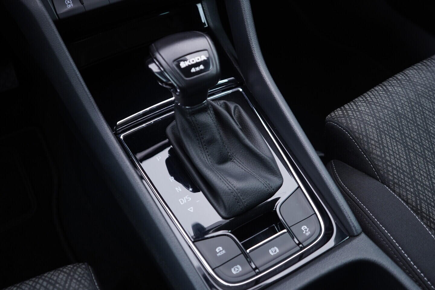 OV190V11014_35.webp_KAROQ Style 2.0 TDI 110 kW automat, DPH