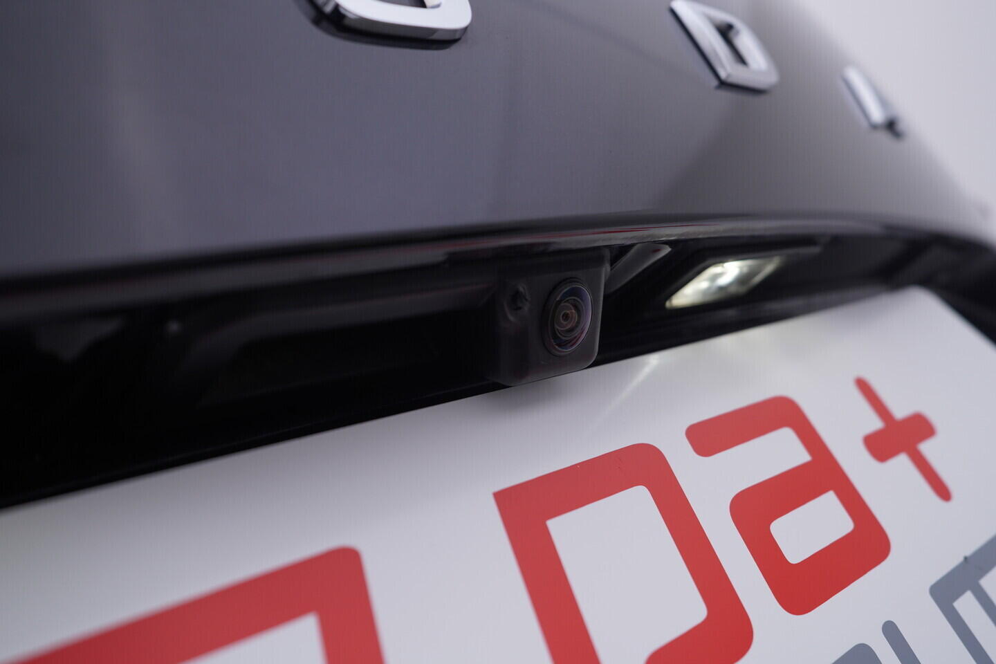 OV190V11014_44.webp_KAROQ Style 2.0 TDI 110 kW automat, DPH