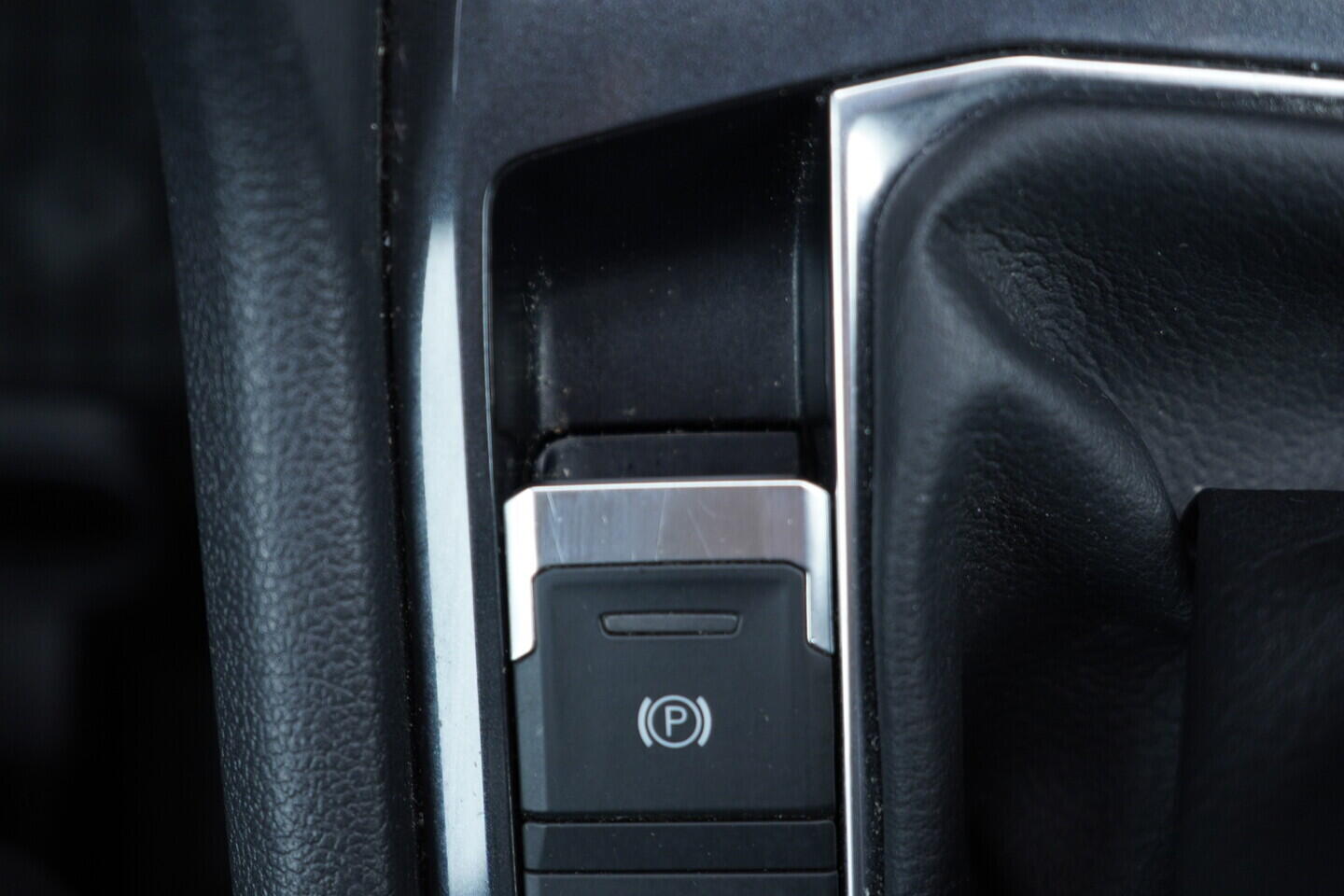 OV190V11016_33.webp_TIGUAN  1.4 TSI 92 kW manuál, DPH