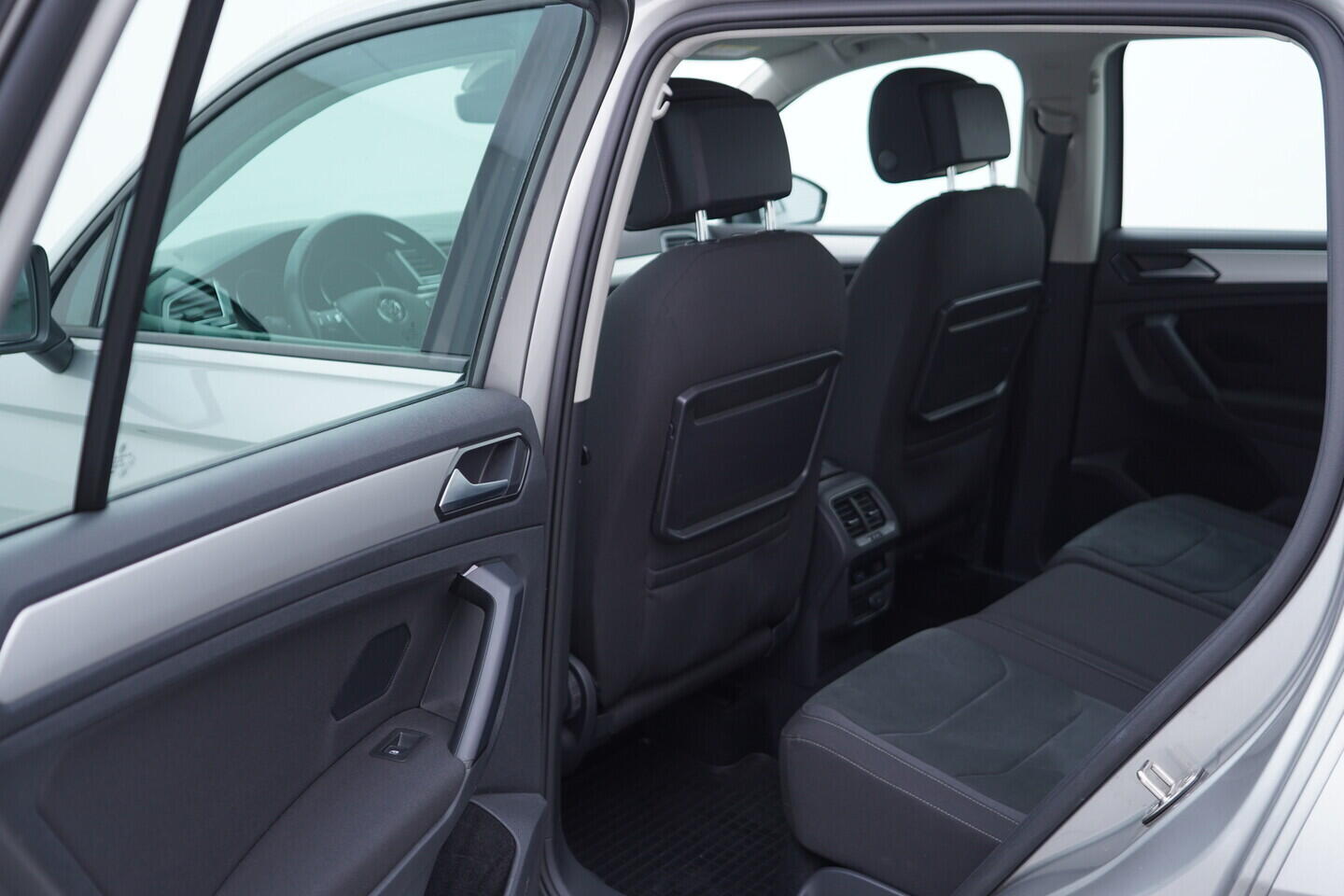 OV190V11016_34.webp_TIGUAN  1.4 TSI 92 kW manuál, DPH