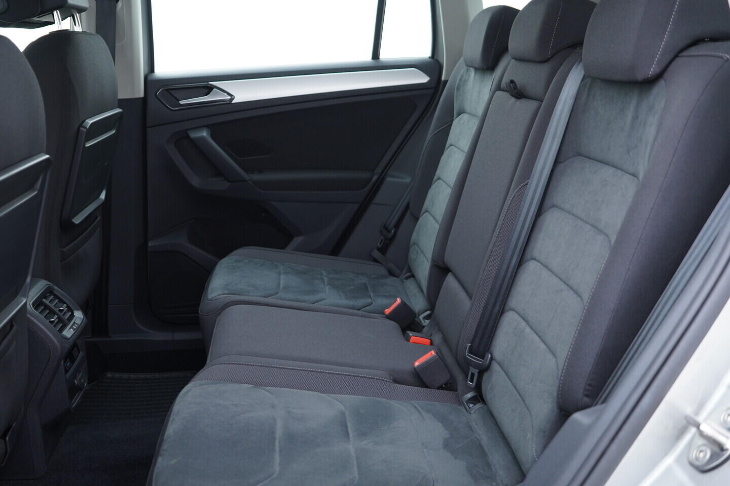 OV190V11016_36.webp_TIGUAN  1.4 TSI 92 kW manuál, DPH