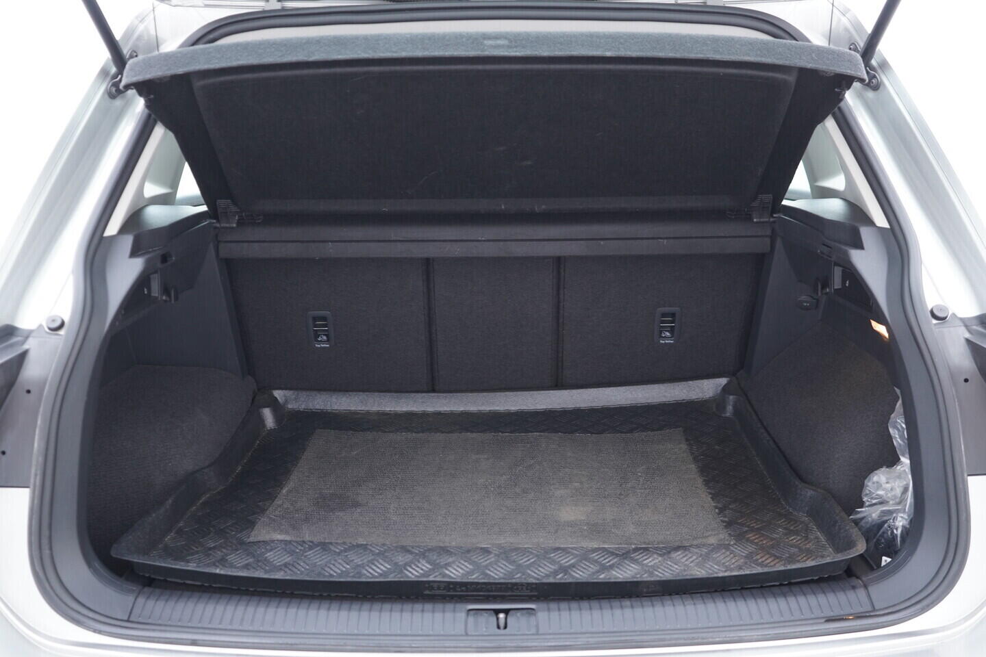 OV190V11016_37.webp_TIGUAN  1.4 TSI 92 kW manuál, DPH