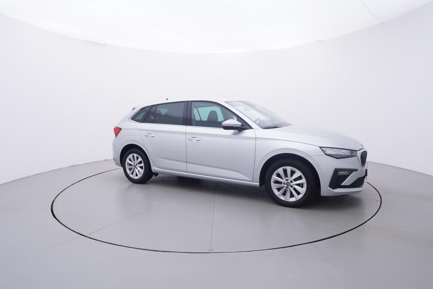 OV190V11018_16.webp_SCALA Selection 1.5 TSI 110 kW manuál, DPH