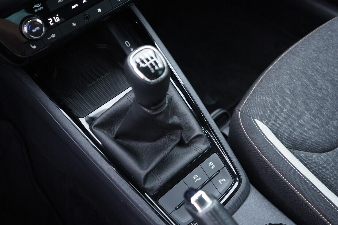 OV190V11018_33.webp_SCALA Selection 1.5 TSI 110 kW manuál, DPH