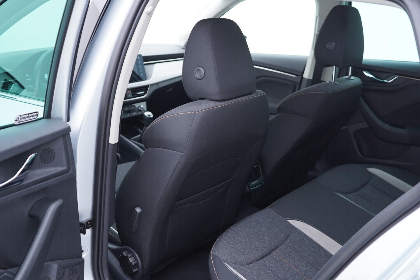 OV190V11018_34.webp_SCALA Selection 1.5 TSI 110 kW manuál, DPH