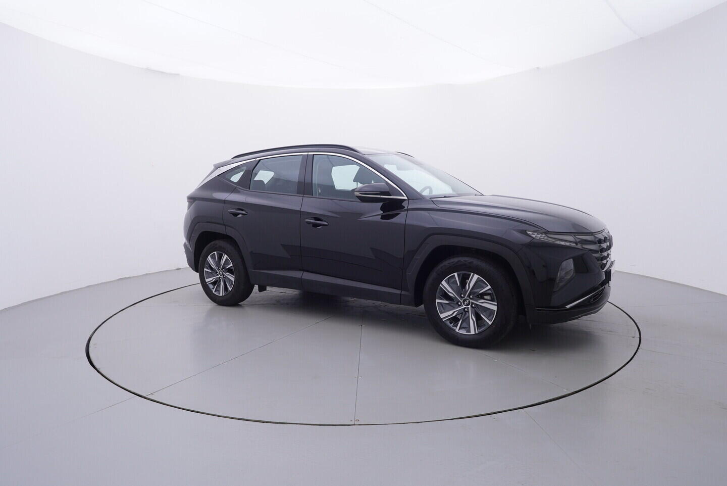 OV190V11019_16.webp_TUCSON  1.6  _ kW manuál, DPH