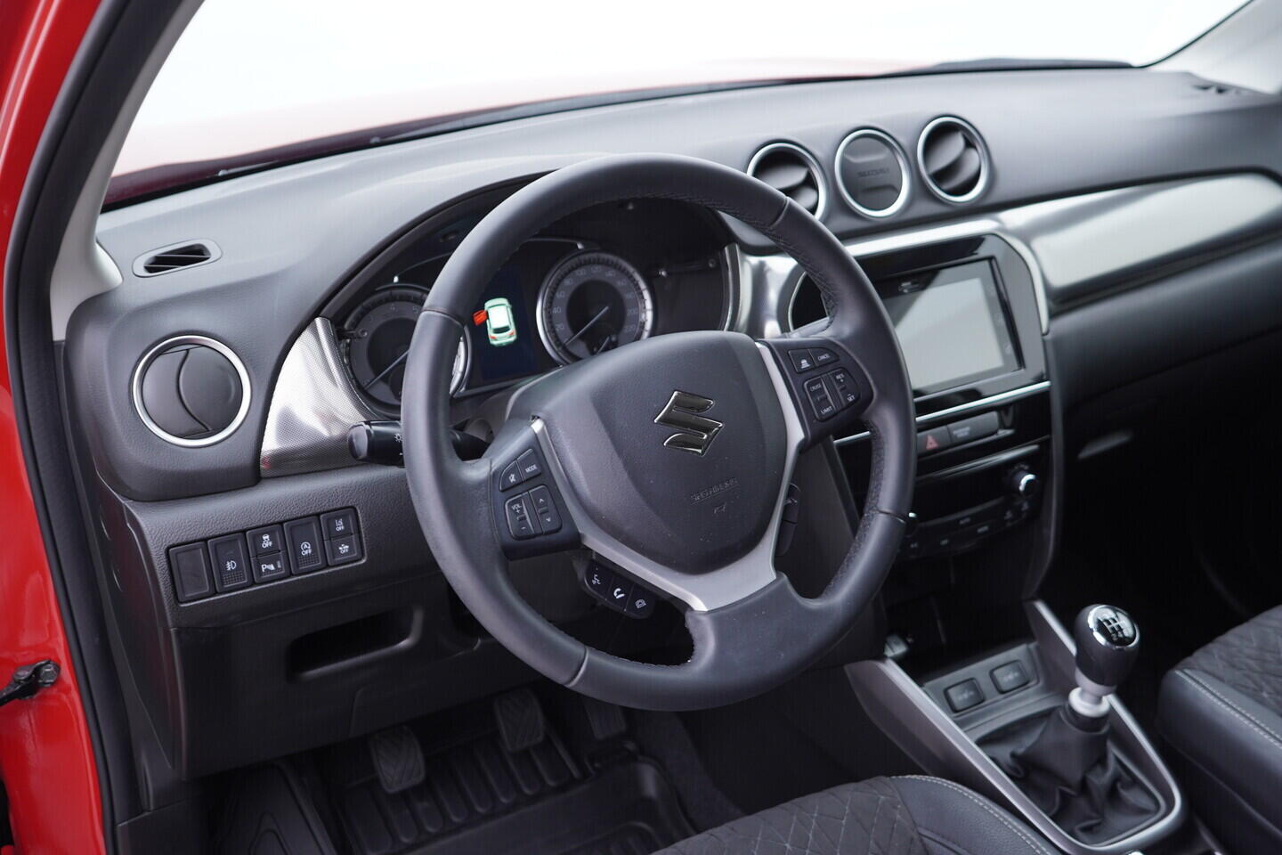 OV190V11024_21.webp_VITARA  1.4 Booster Jet 95 kW manuál