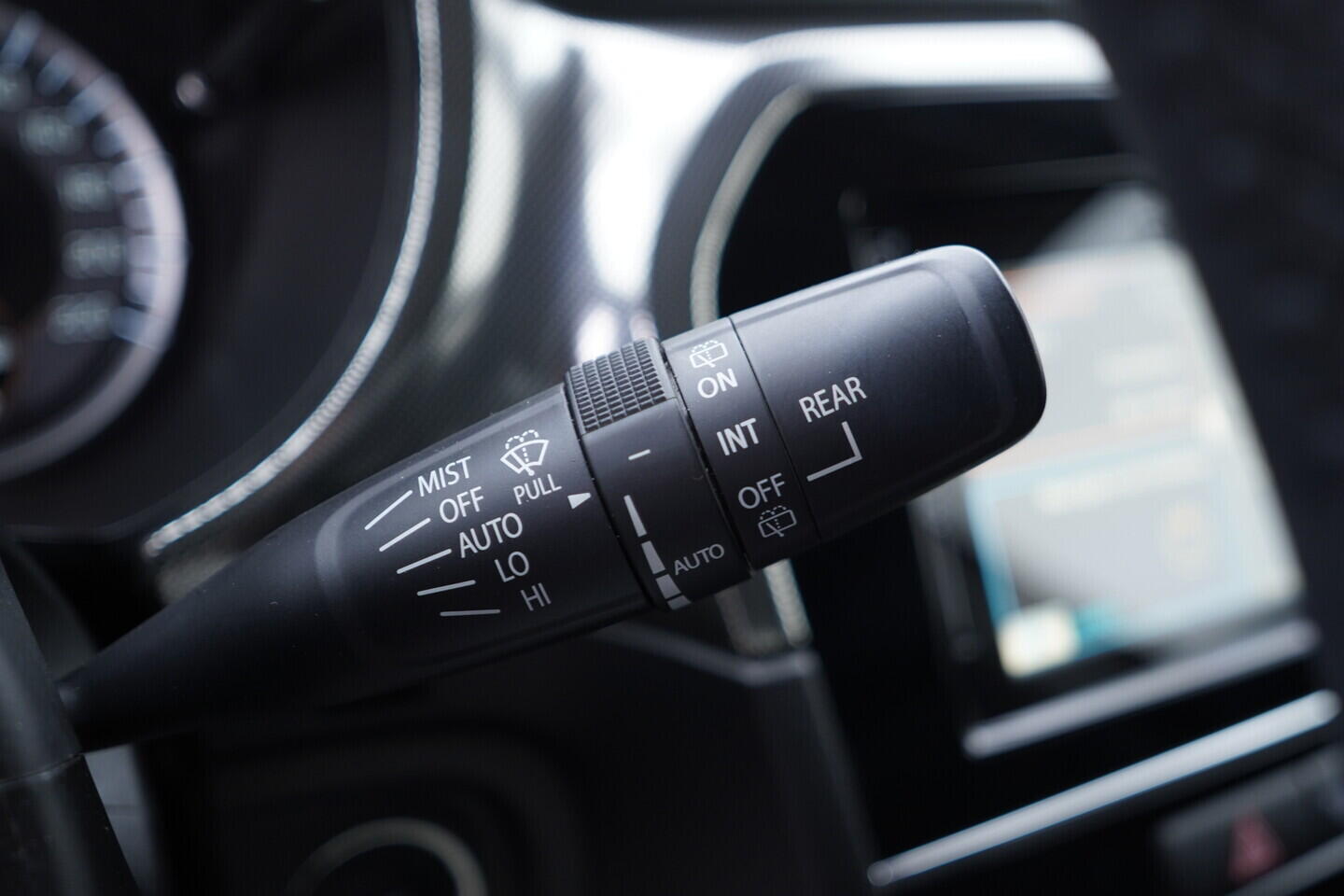 OV190V11024_24.webp_VITARA  1.4 Booster Jet 95 kW manuál