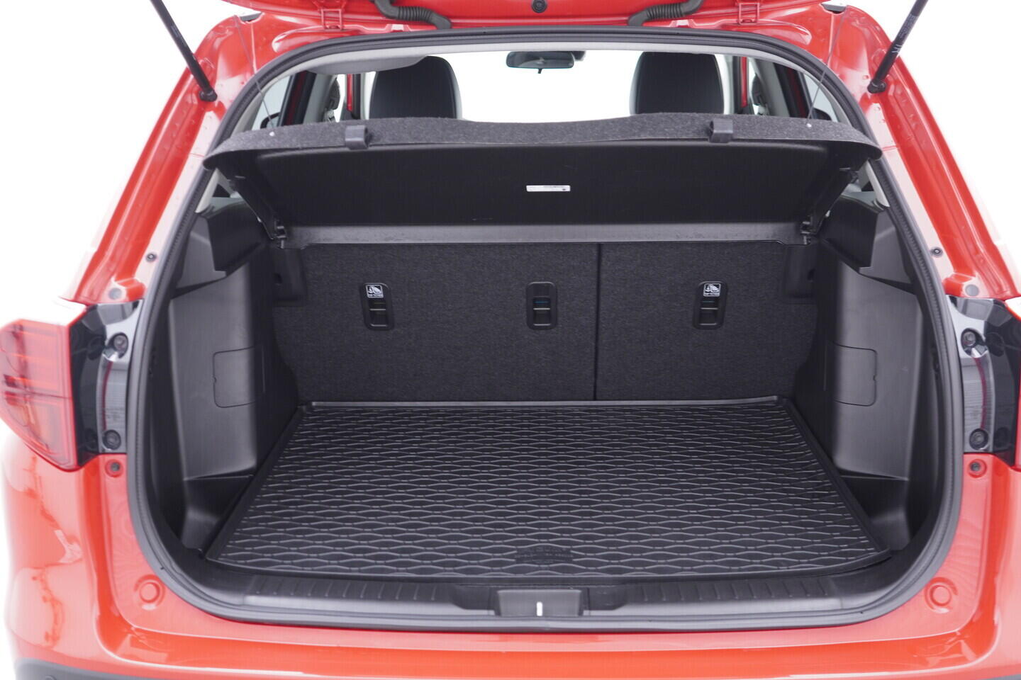 OV190V11024_34.webp_VITARA  1.4 Booster Jet 95 kW manuál