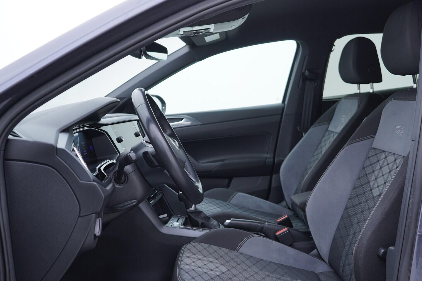 OV190V11025_22.webp_TAIGO R-line 1.5 TSI 110 kW automat, DPH