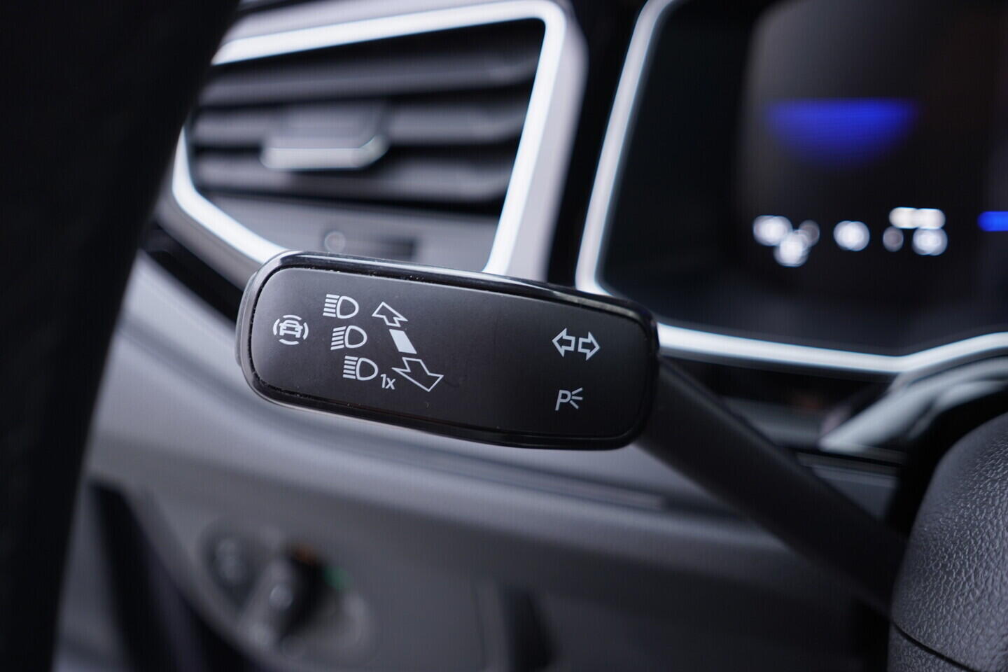 OV190V11025_24.webp_TAIGO R-line 1.5 TSI 110 kW automat, DPH