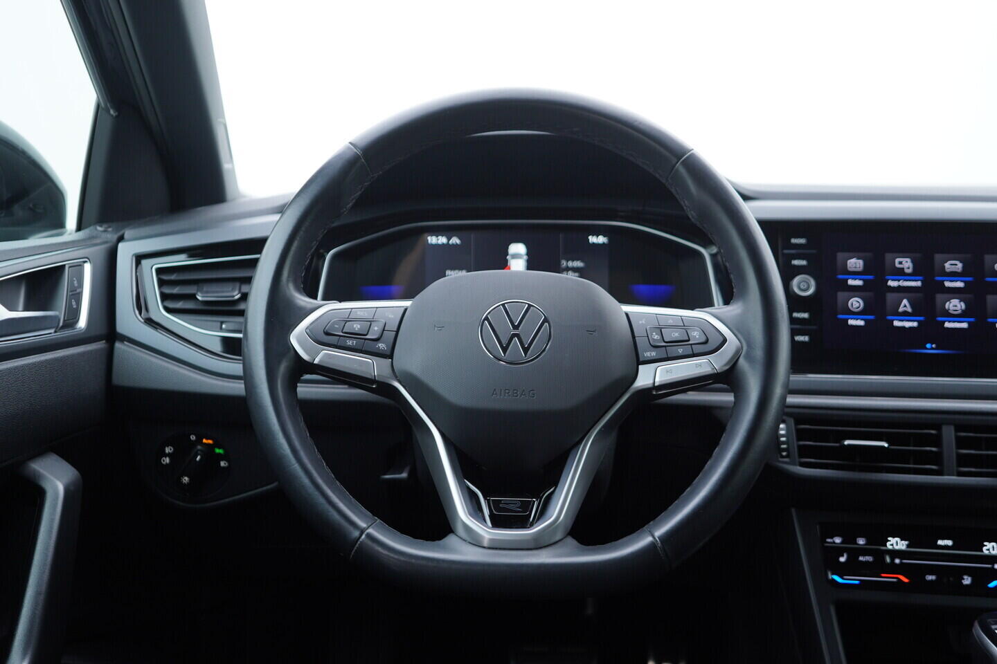 OV190V11025_27.webp_TAIGO R-line 1.5 TSI 110 kW automat, DPH