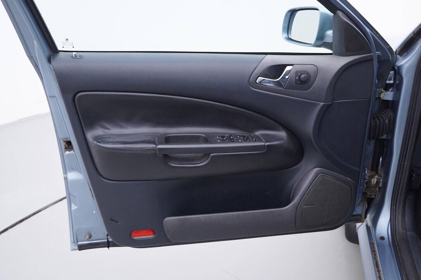 OV190V11026_19.webp_OCTAVIA Elegance 1.9 TDI 81 kW manuál