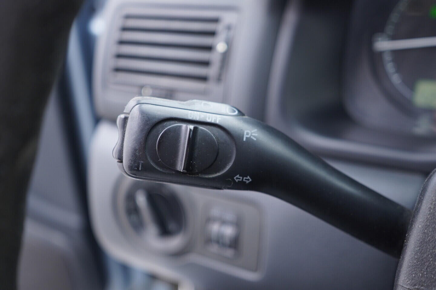 OV190V11026_24.webp_OCTAVIA Elegance 1.9 TDI 81 kW manuál