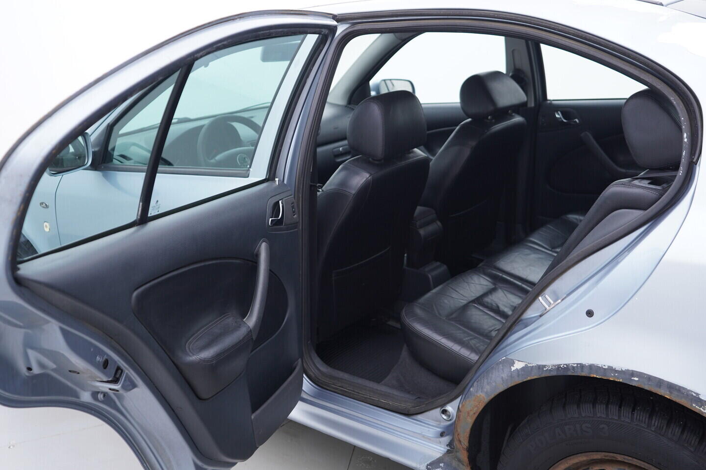 OV190V11026_30.webp_OCTAVIA Elegance 1.9 TDI 81 kW manuál