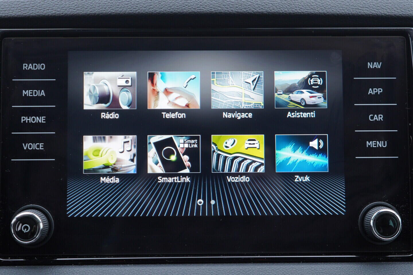 OV190V11027_29.webp_KAROQ Selection 1.5 TSI 110 kW automat, DPH