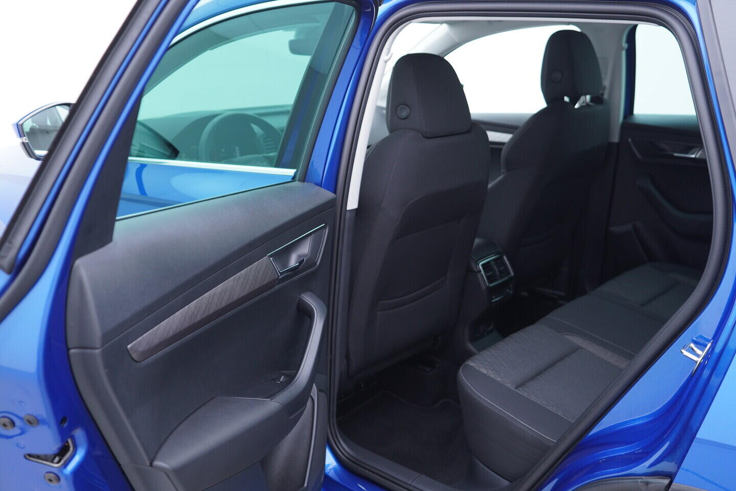 OV190V11027_37.webp_KAROQ Selection 1.5 TSI 110 kW automat, DPH