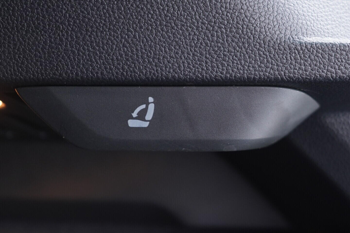 OV190V11027_42.webp_KAROQ Selection 1.5 TSI 110 kW automat, DPH