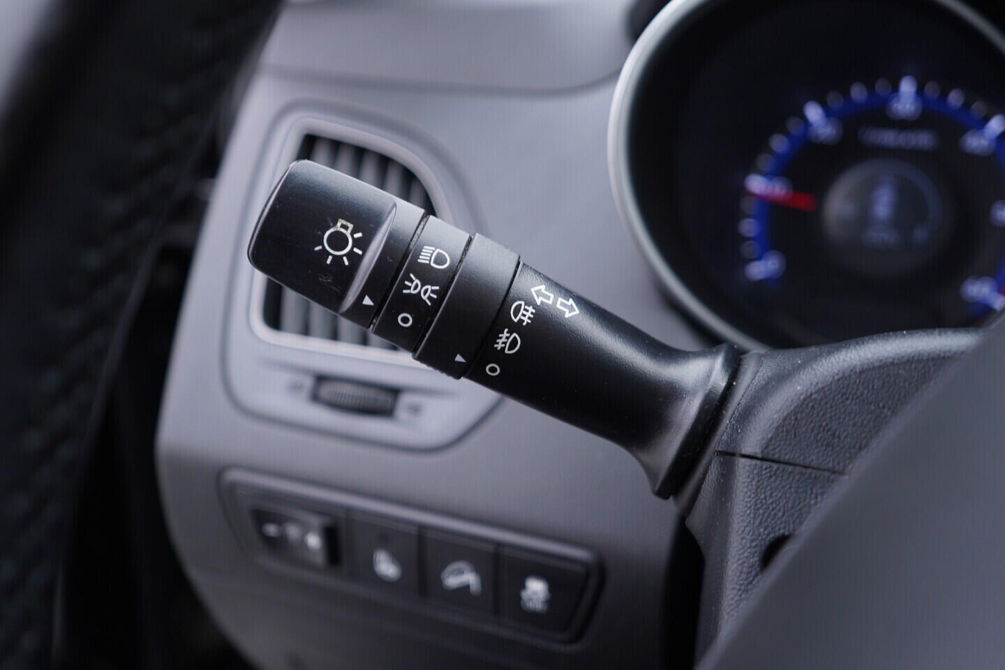 OV190V11032_23.webp_IX35  1.7 CRDI 85 kW manuál