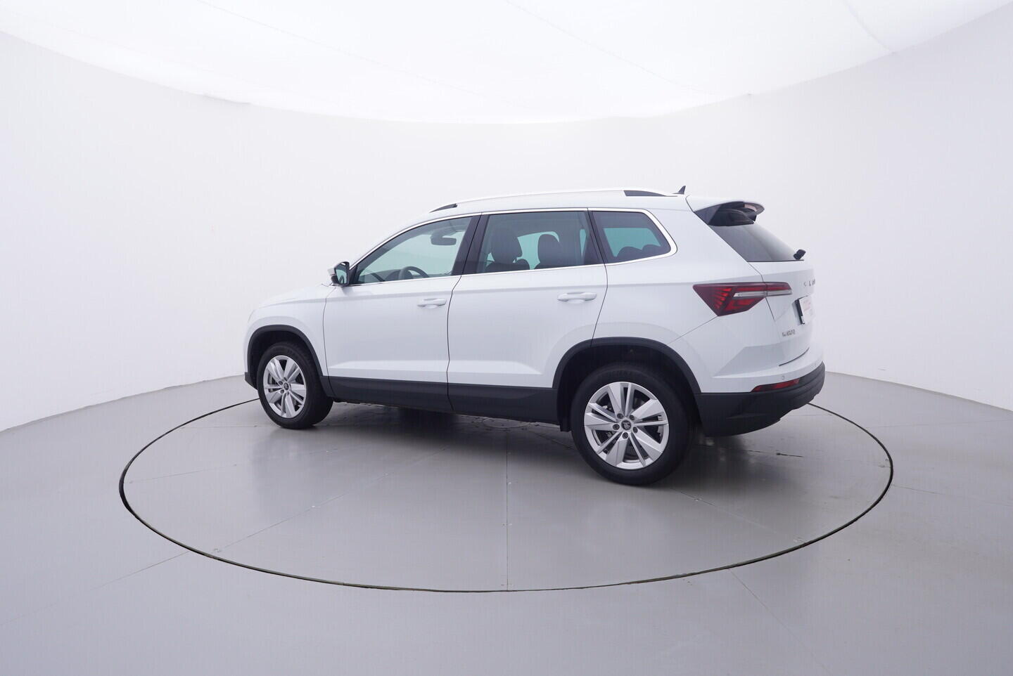 OV190V11033_12.webp_KAROQ Selection 1.5 TSI 110 kW automat, DPH