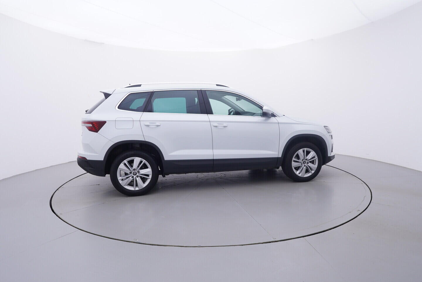 OV190V11033_15.webp_KAROQ Selection 1.5 TSI 110 kW automat, DPH