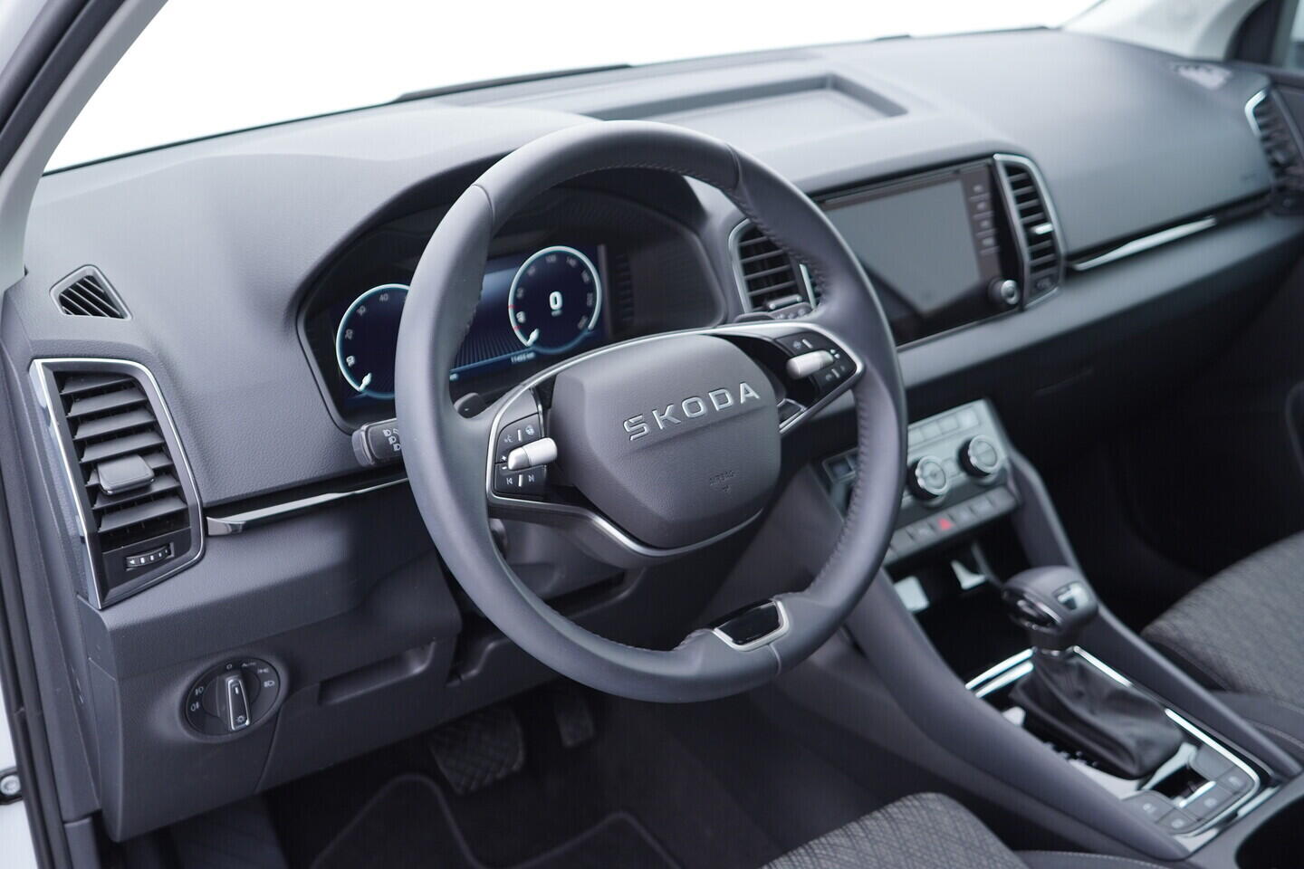 OV190V11033_22.webp_KAROQ Selection 1.5 TSI 110 kW automat, DPH