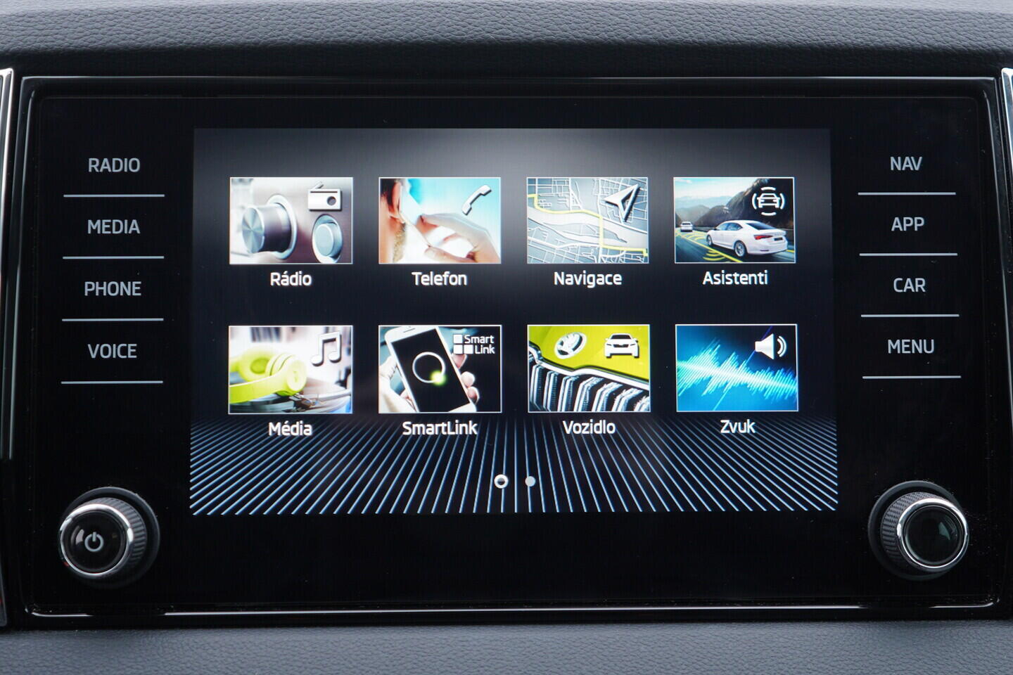 OV190V11033_29.webp_KAROQ Selection 1.5 TSI 110 kW automat, DPH