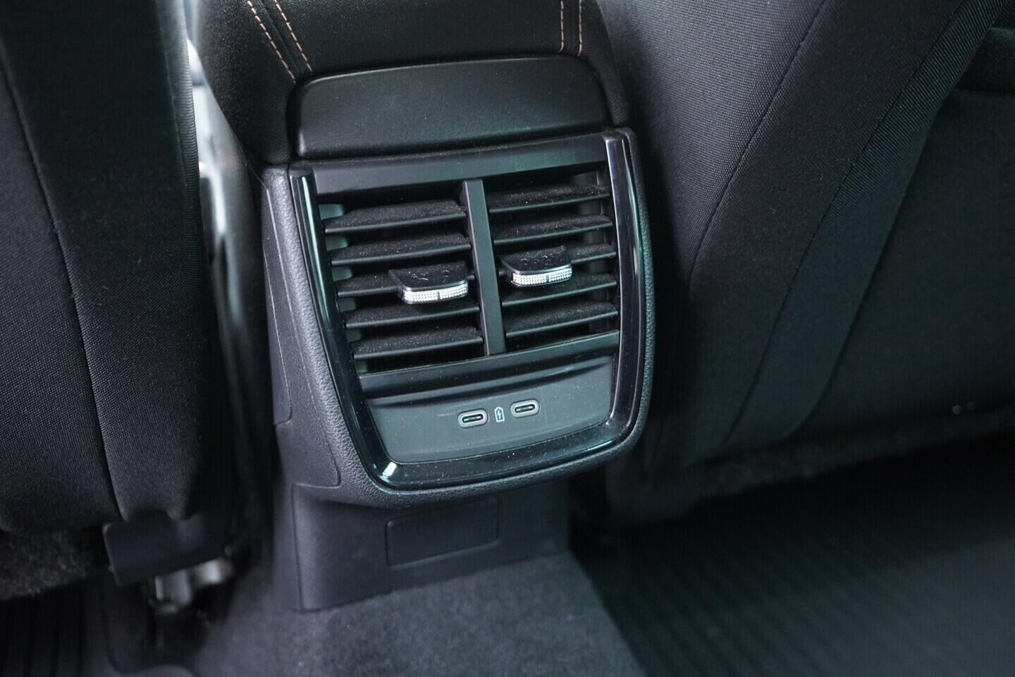 OV190V11035_37.webp_KAMIQ Style 1.5 TSI 110 kW automat