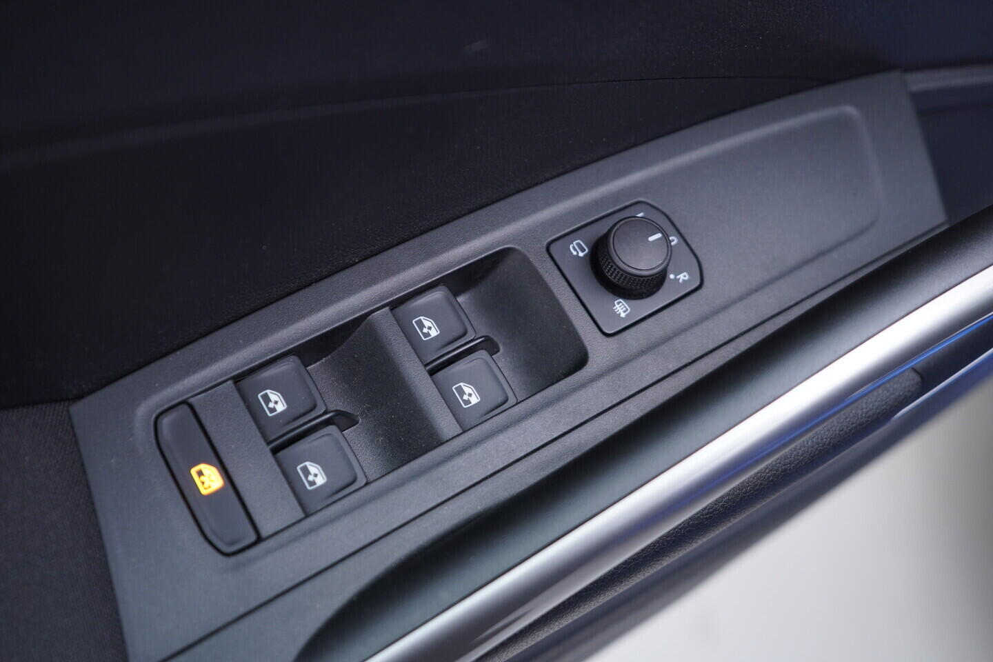 OV190V11037_20.webp_FABIA Top Selection 1.0 TSI 85 kW manuál, DPH