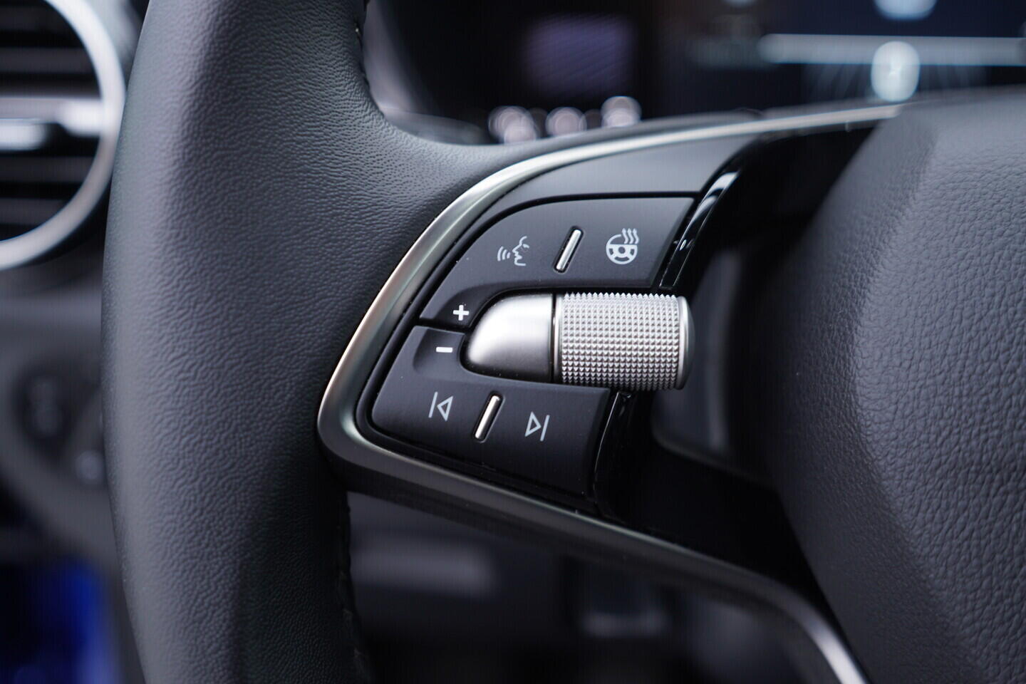 OV190V11037_25.webp_FABIA Top Selection 1.0 TSI 85 kW manuál, DPH