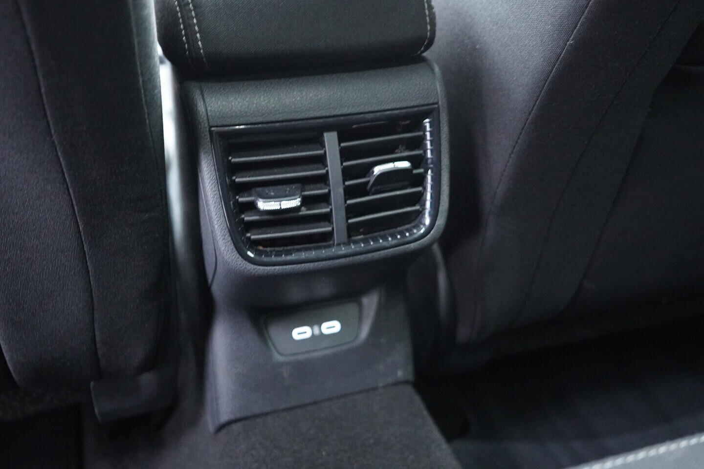 OV190V11037_37.webp_FABIA Top Selection 1.0 TSI 85 kW manuál, DPH