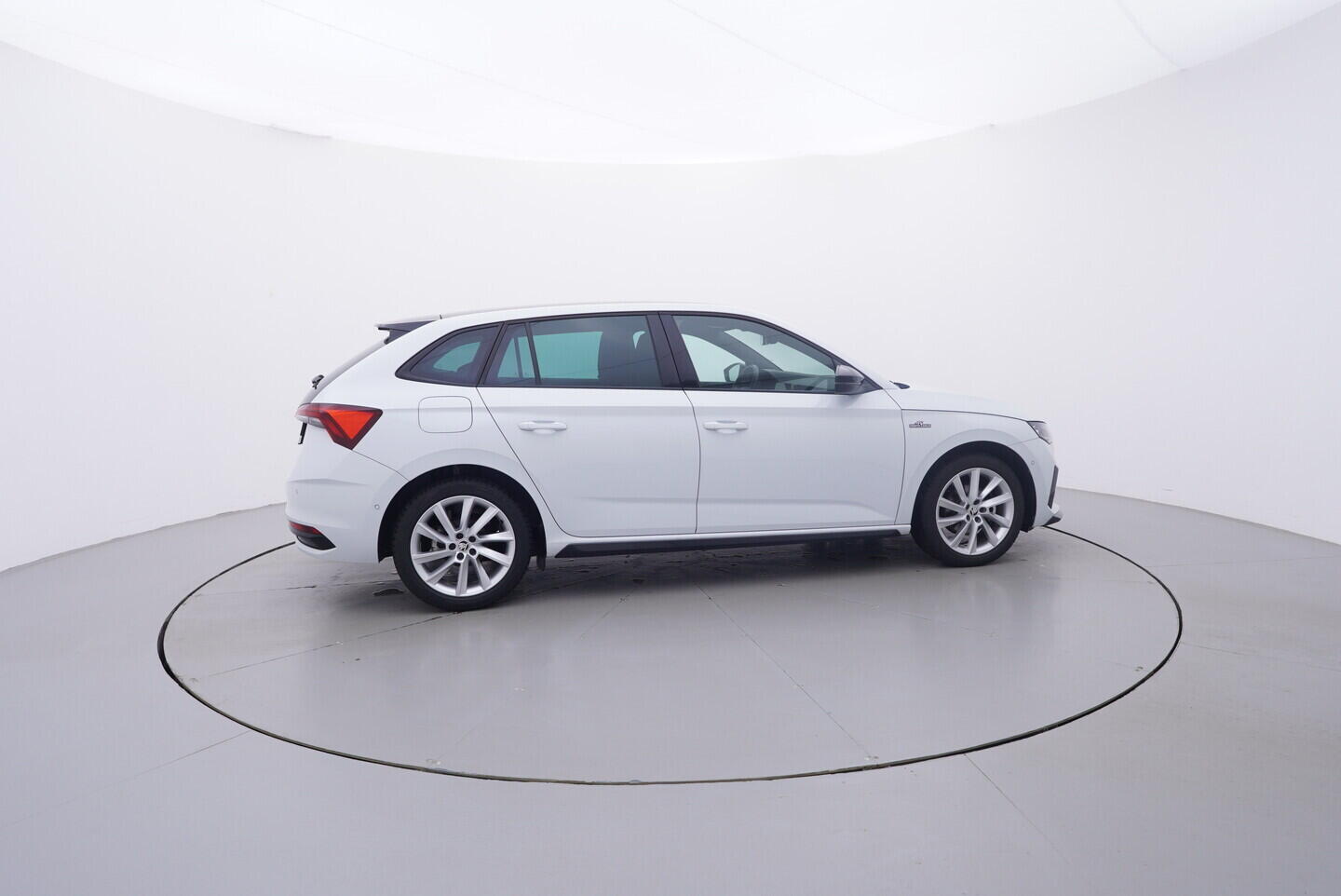 OV190V11038_15.webp_SCALA  1.5 TSI 110 kW automat, DPH