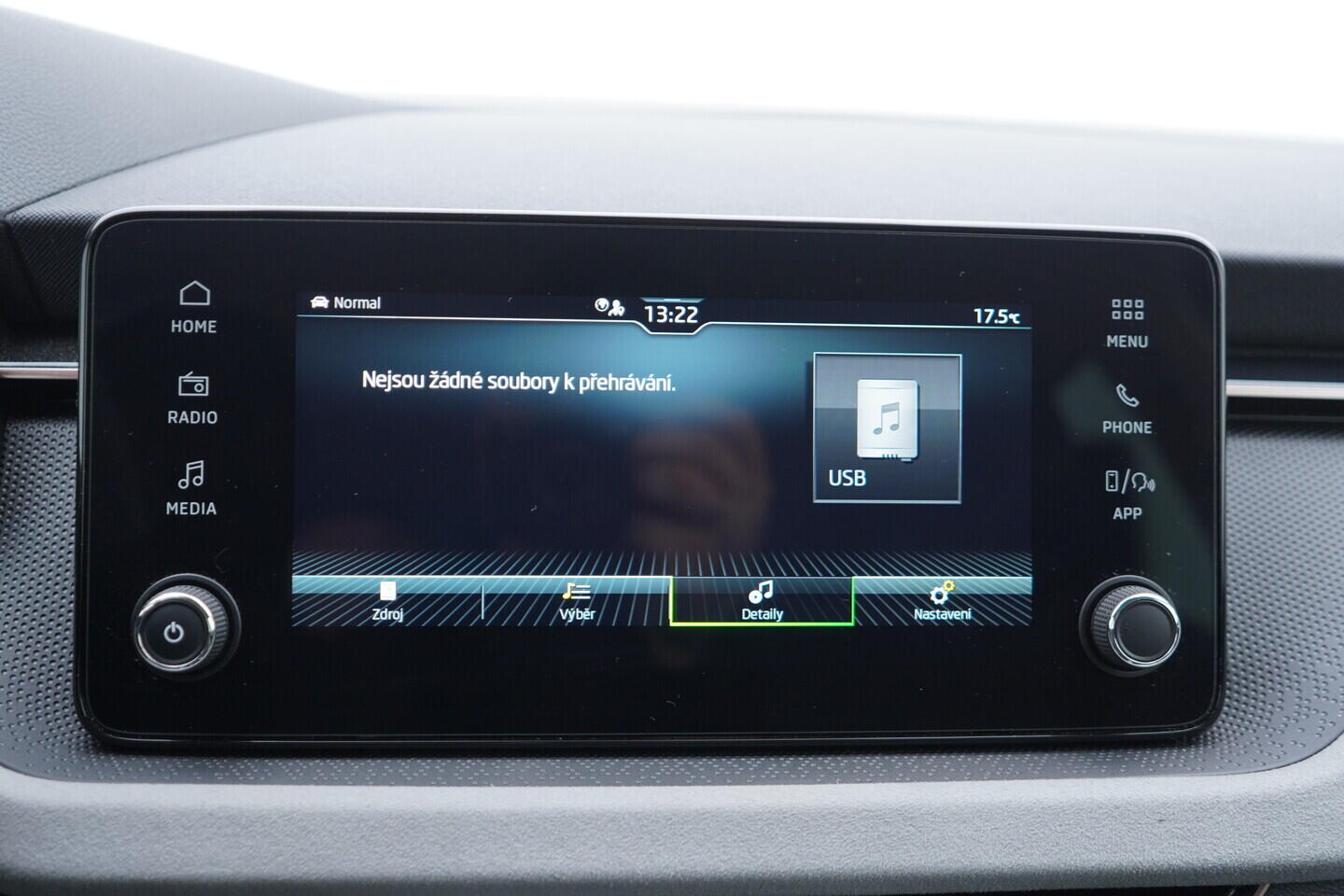 OV190V11039_29.webp_KAMIQ Top Selection 1.5 TSI 110 kW manuál, DPH