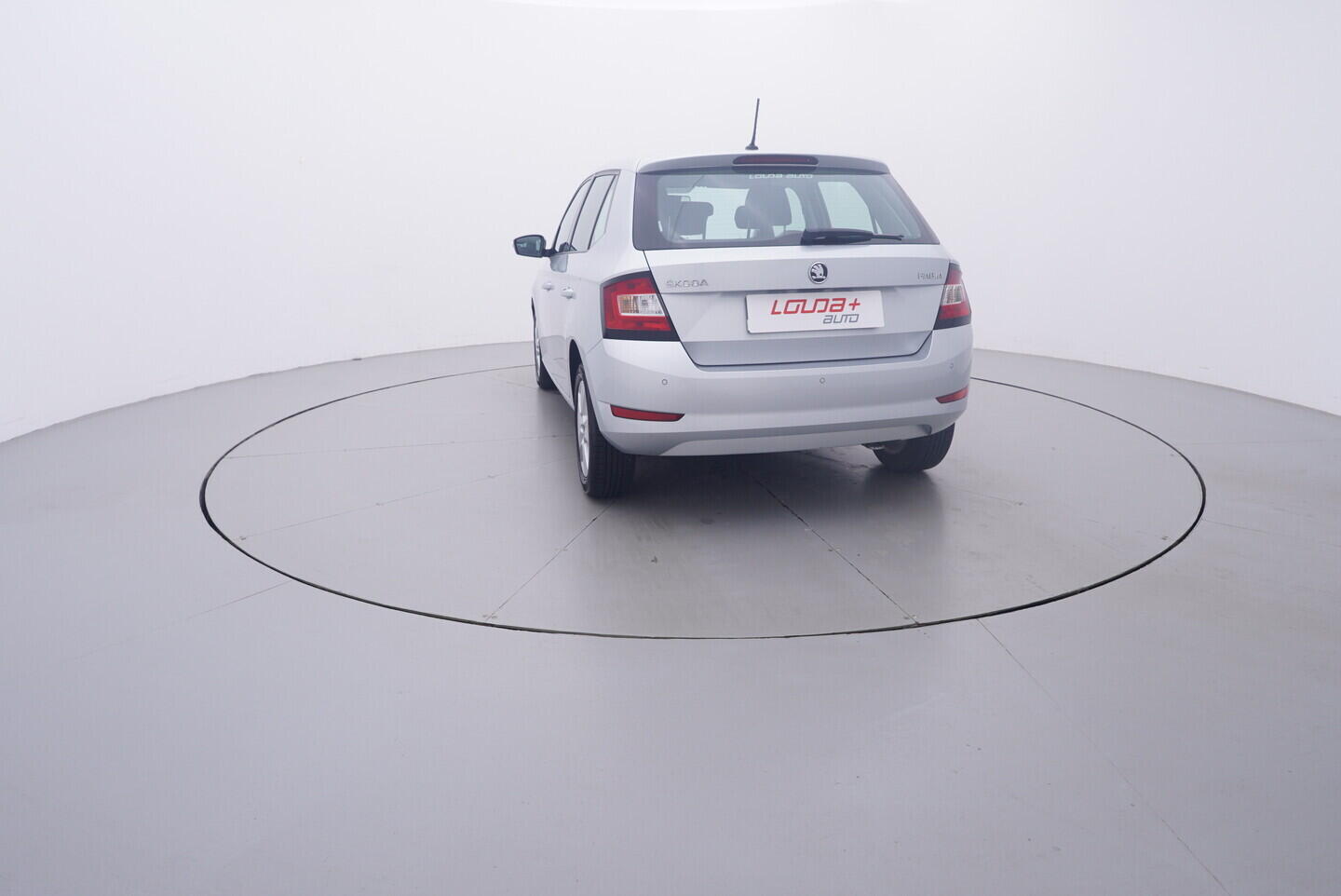 OV190V11041_13.webp_FABIA Ambition 1.0 MPI 55 kW manuál, DPH