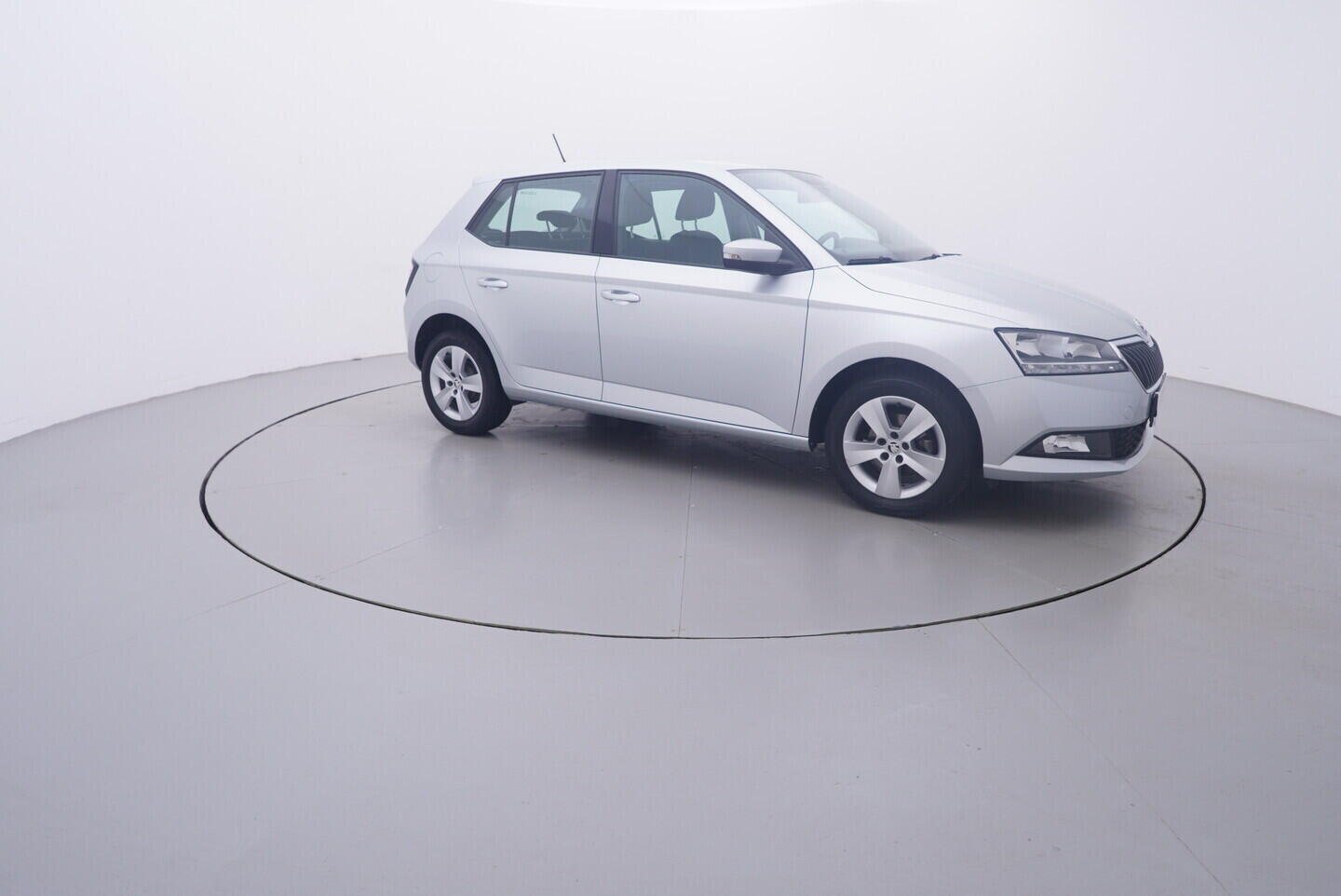 OV190V11041_16.webp_FABIA Ambition 1.0 MPI 55 kW manuál, DPH