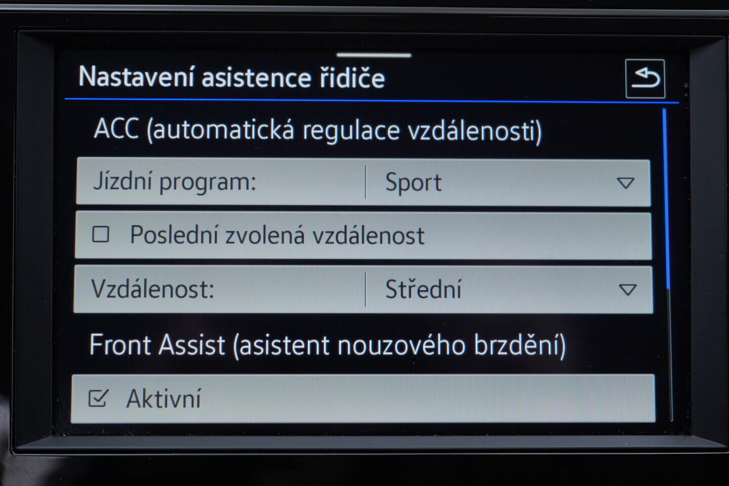 OV190V11042_28.webp_CARAVELLE  2.0 TDI 110 kW automat, DPH