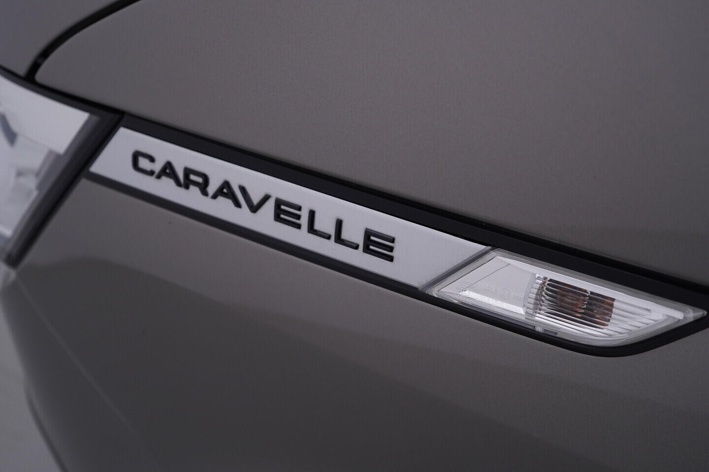 OV190V11042_41.webp_CARAVELLE  2.0 TDI 110 kW automat, DPH