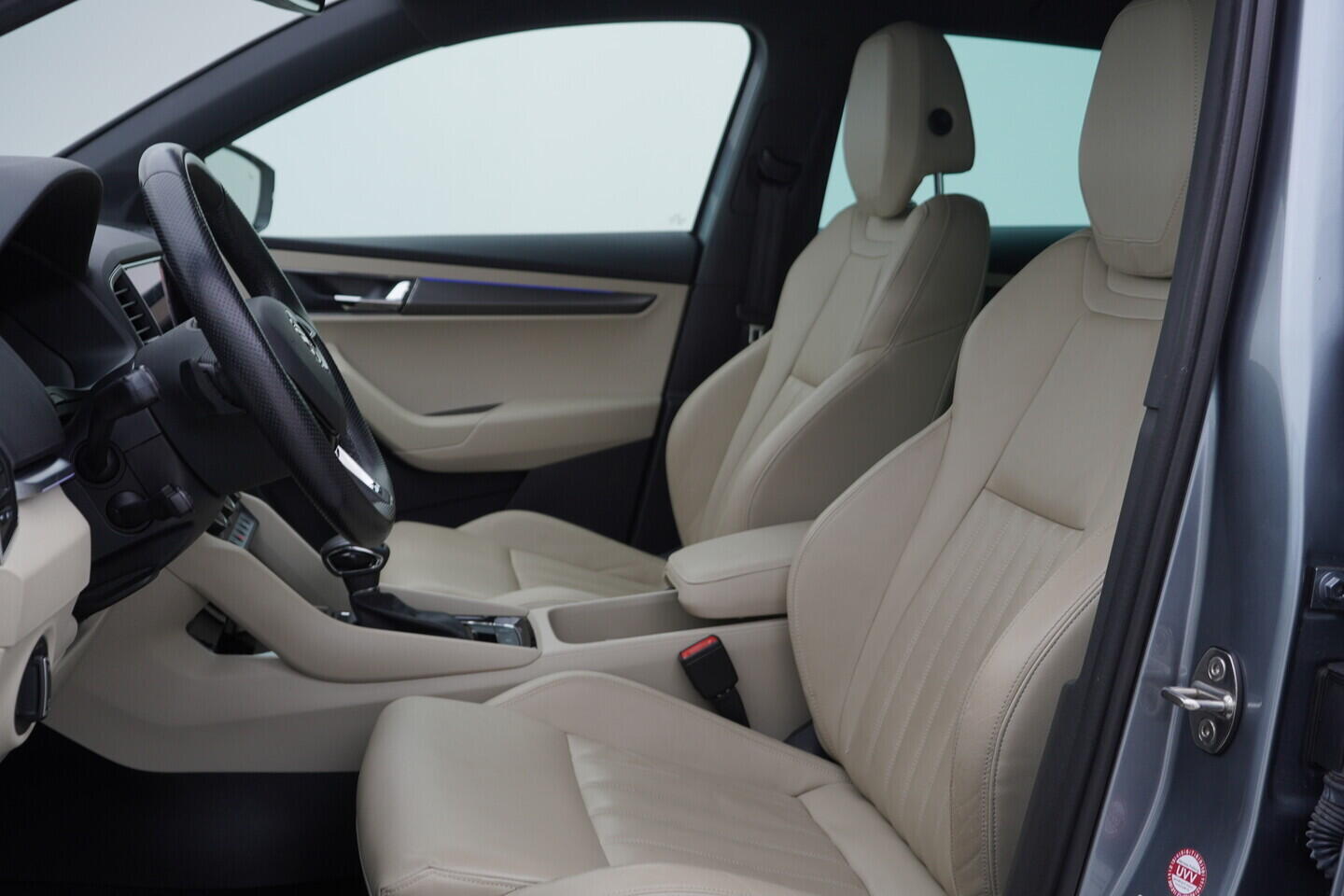 OV190V11044_23.webp_KAROQ Style Comfort 1.5 TSI 110 kW automat