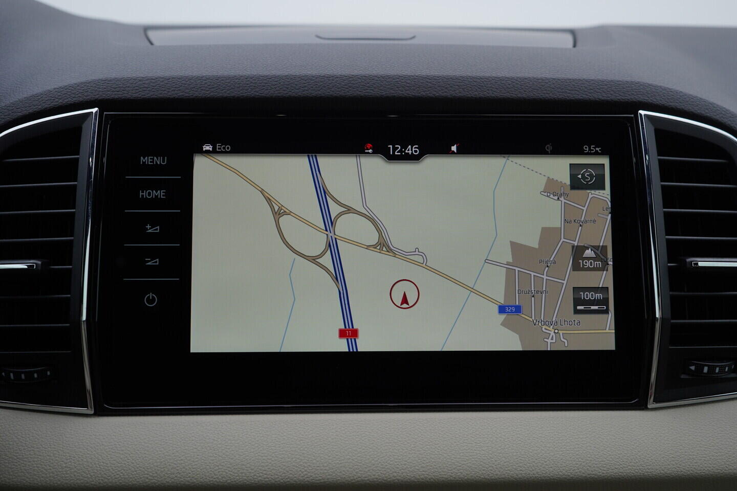 OV190V11044_30.webp_KAROQ Style Comfort 1.5 TSI 110 kW automat